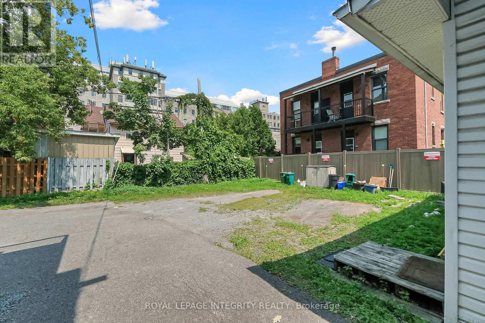 Photo 23 of 53 St Andrew Street, Ottawa ON