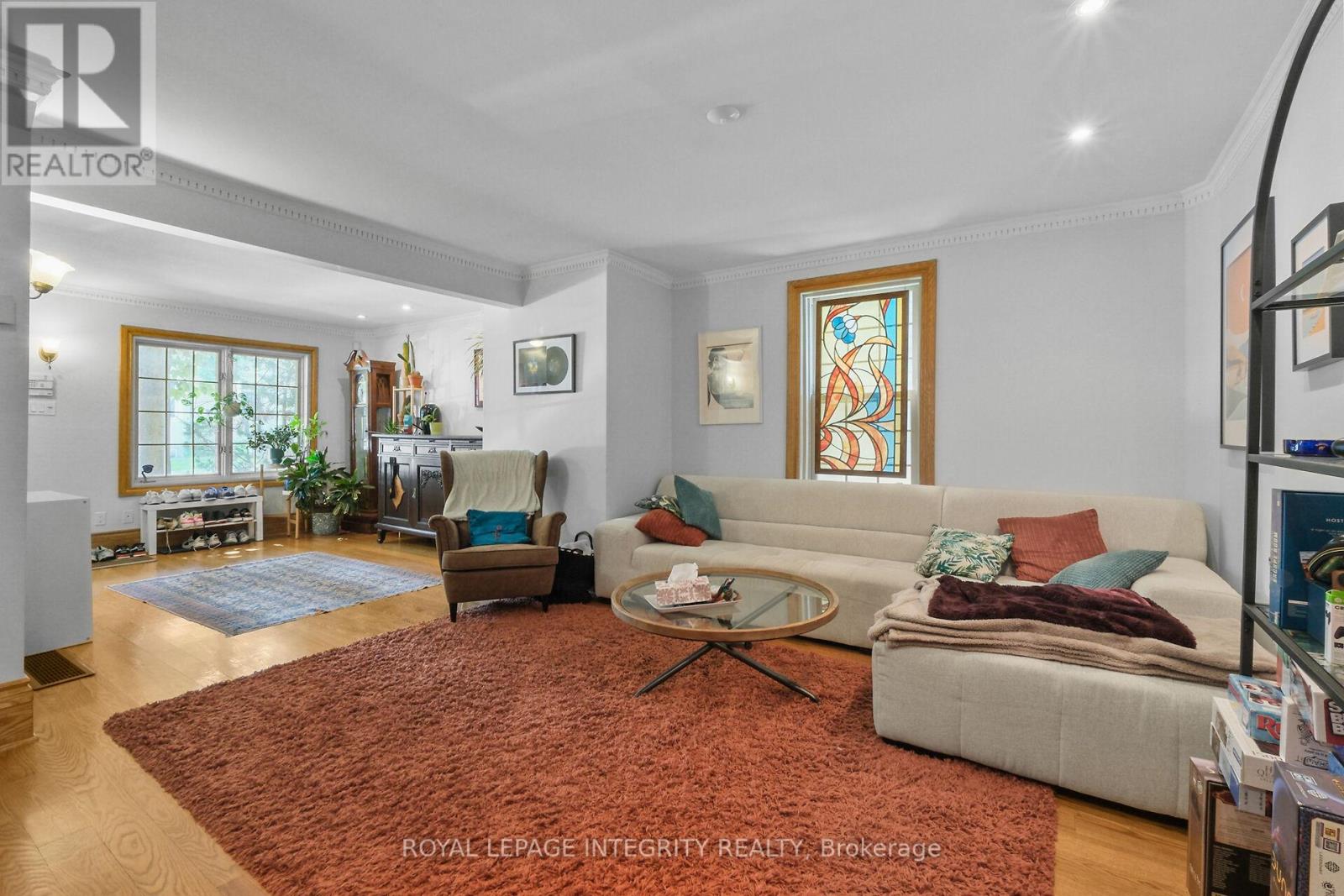 Photo 5 of 53 St Andrew Street, Ottawa ON