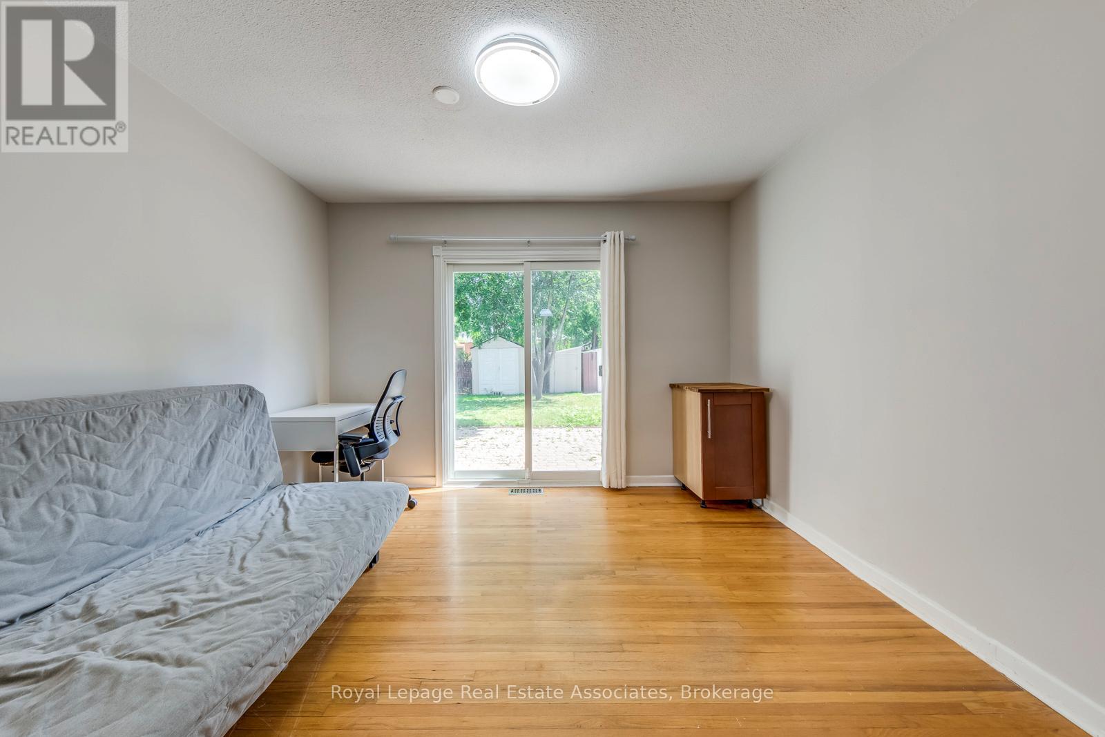 Photo 27 of Lower 1867 Sandgate Crescent, Mississauga ON