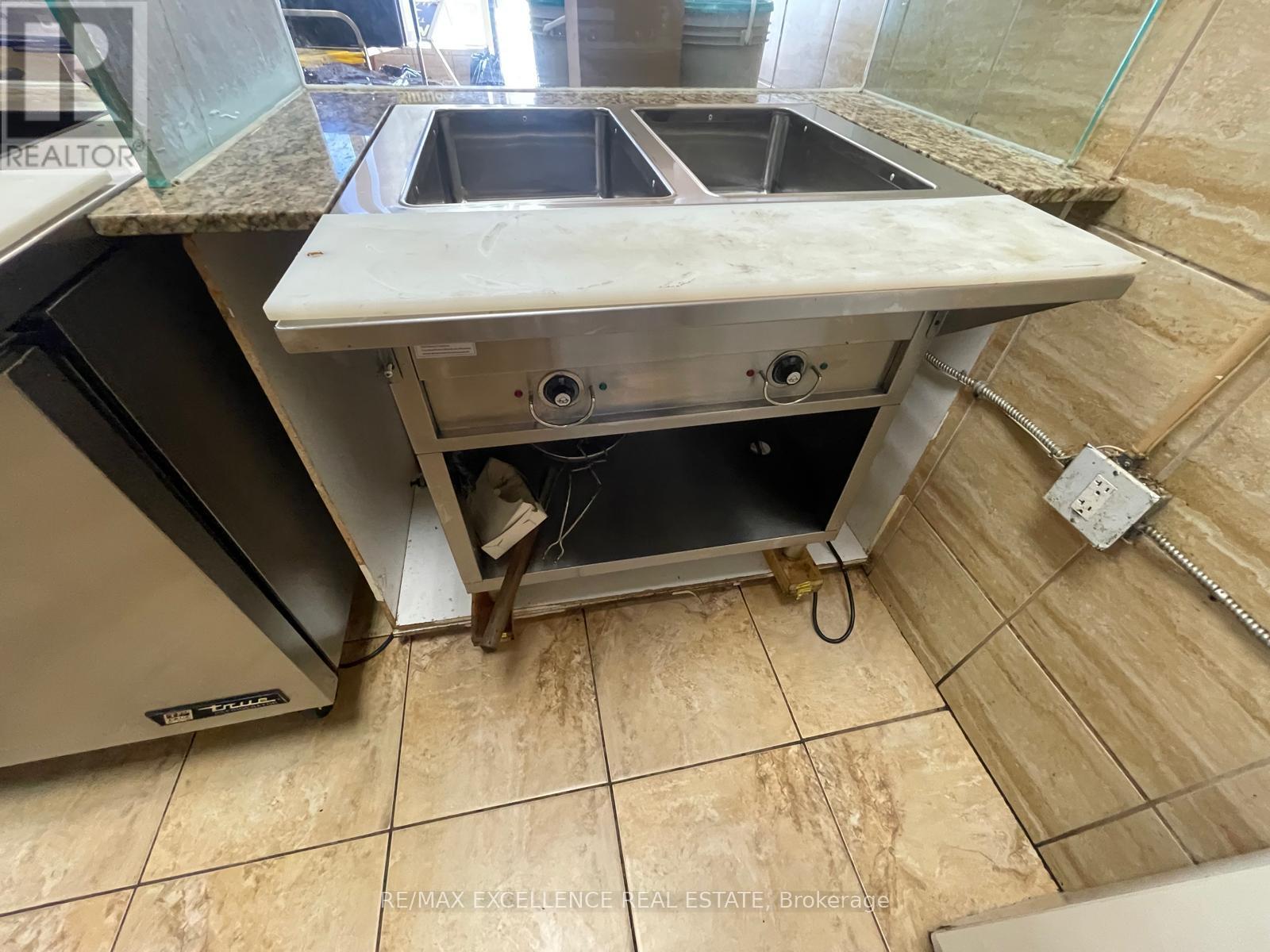 Photo 17 of Unit E 2241 Rymal Road E, Hamilton ON