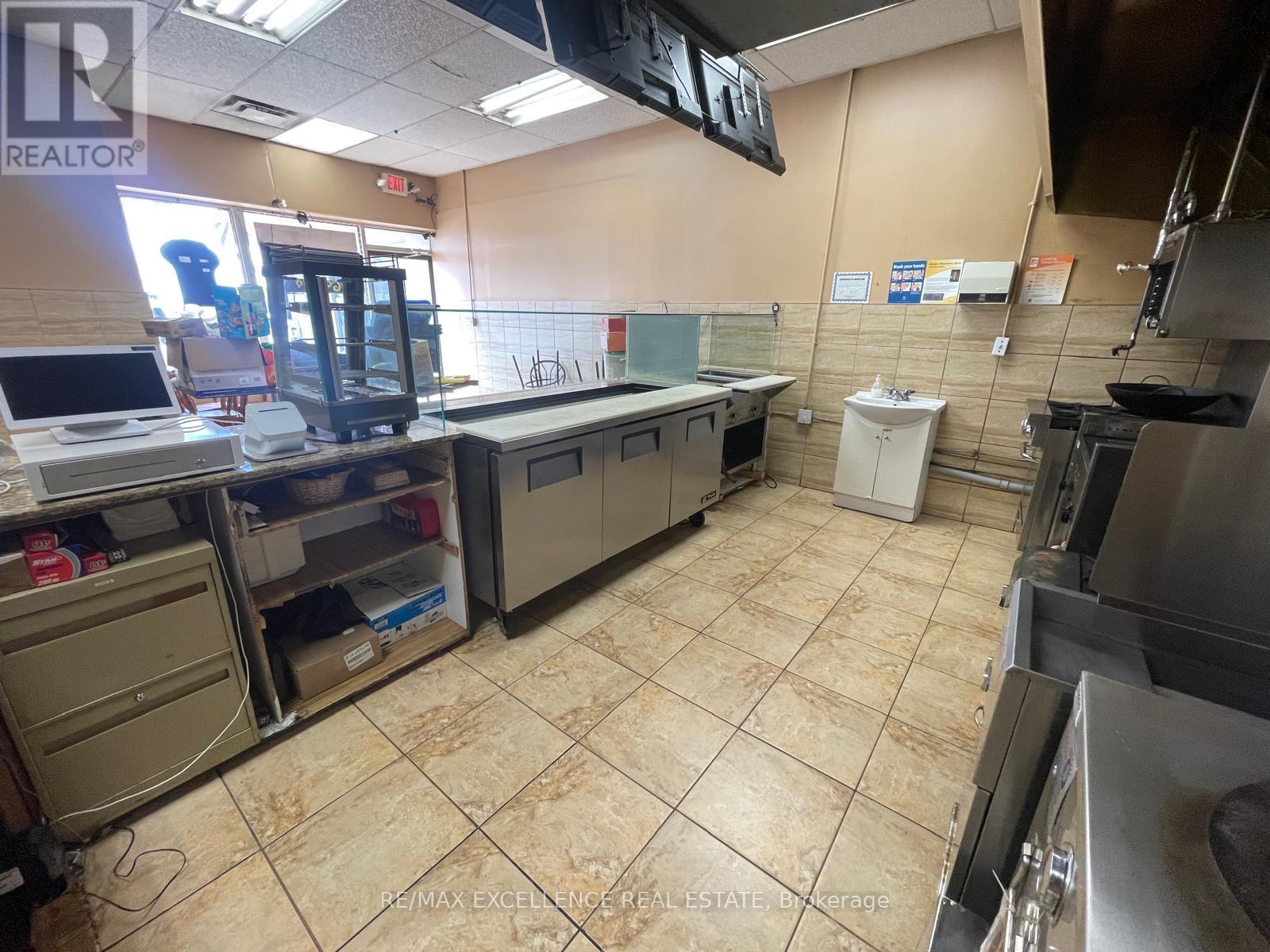 Photo 7 of Unit E 2241 Rymal Road E, Hamilton ON