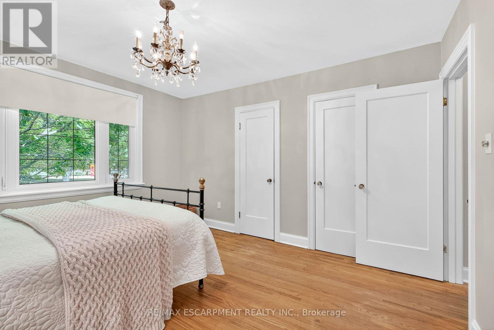 Photo 23 of 16 Parkview Row, Hamilton ON