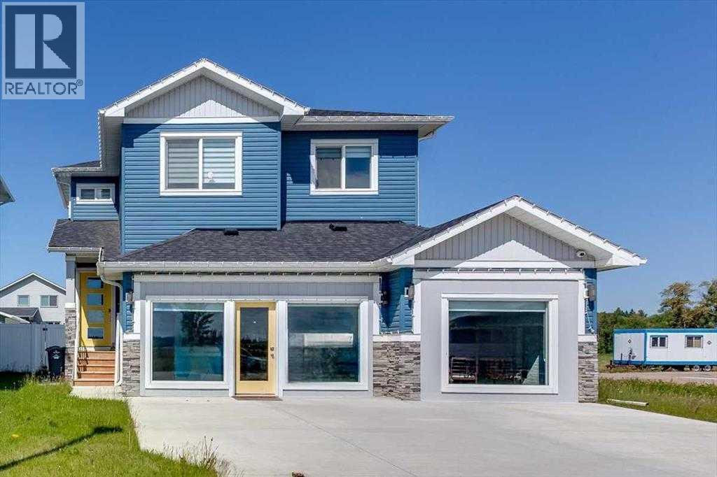 Photo 1 of 4231 63 Avenue, Innisfail AB