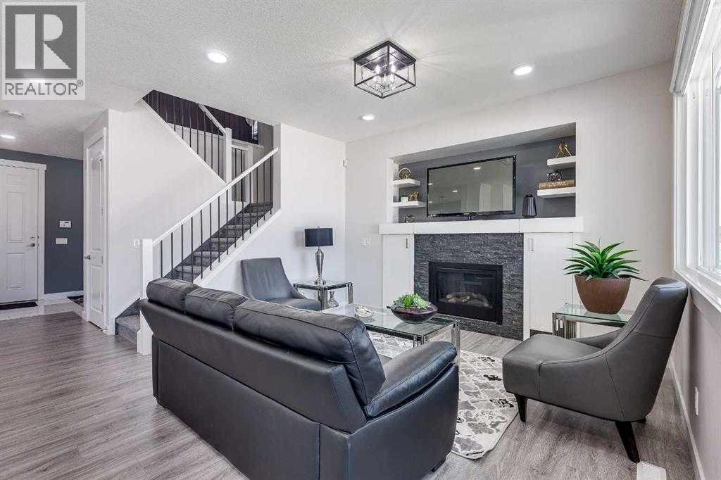 Photo 11 of 4231 63 Avenue, Innisfail AB