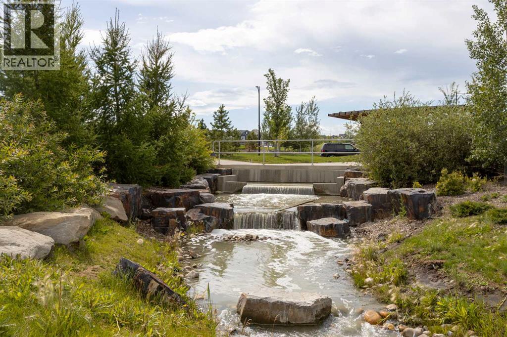 Photo 17 of 1387 Bayview Crescent Sw, Airdrie AB