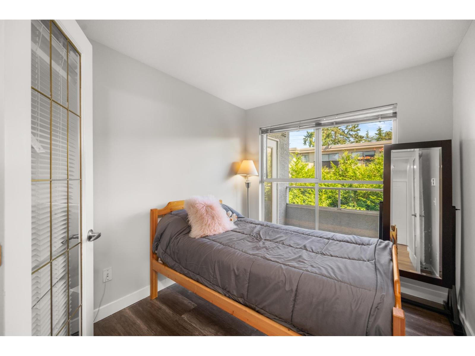 Photo 12 of 207 20350 54 Avenue, Langley BC