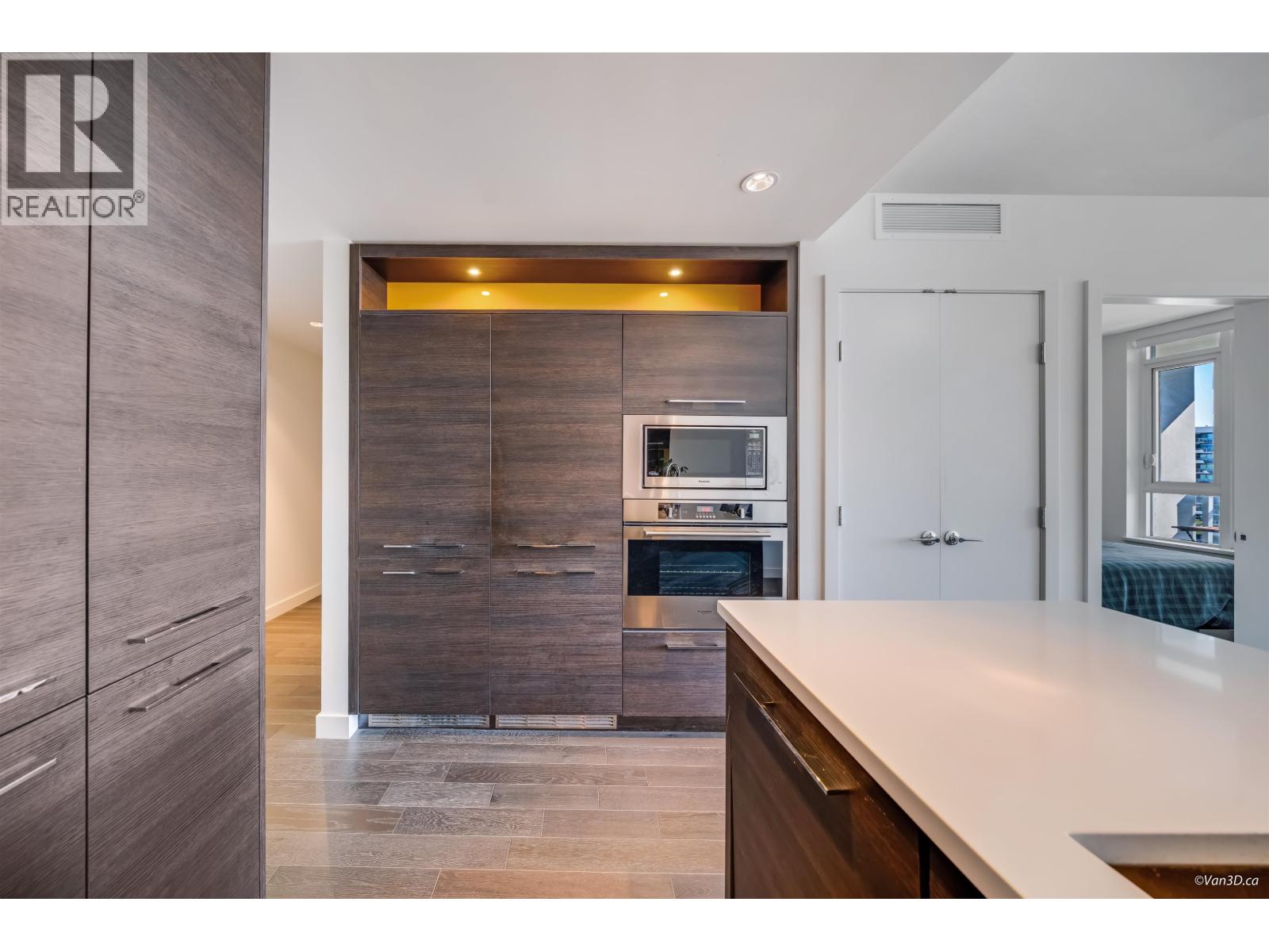 Photo 12 of 1501 7468 Lansdowne Road, Richmond BC