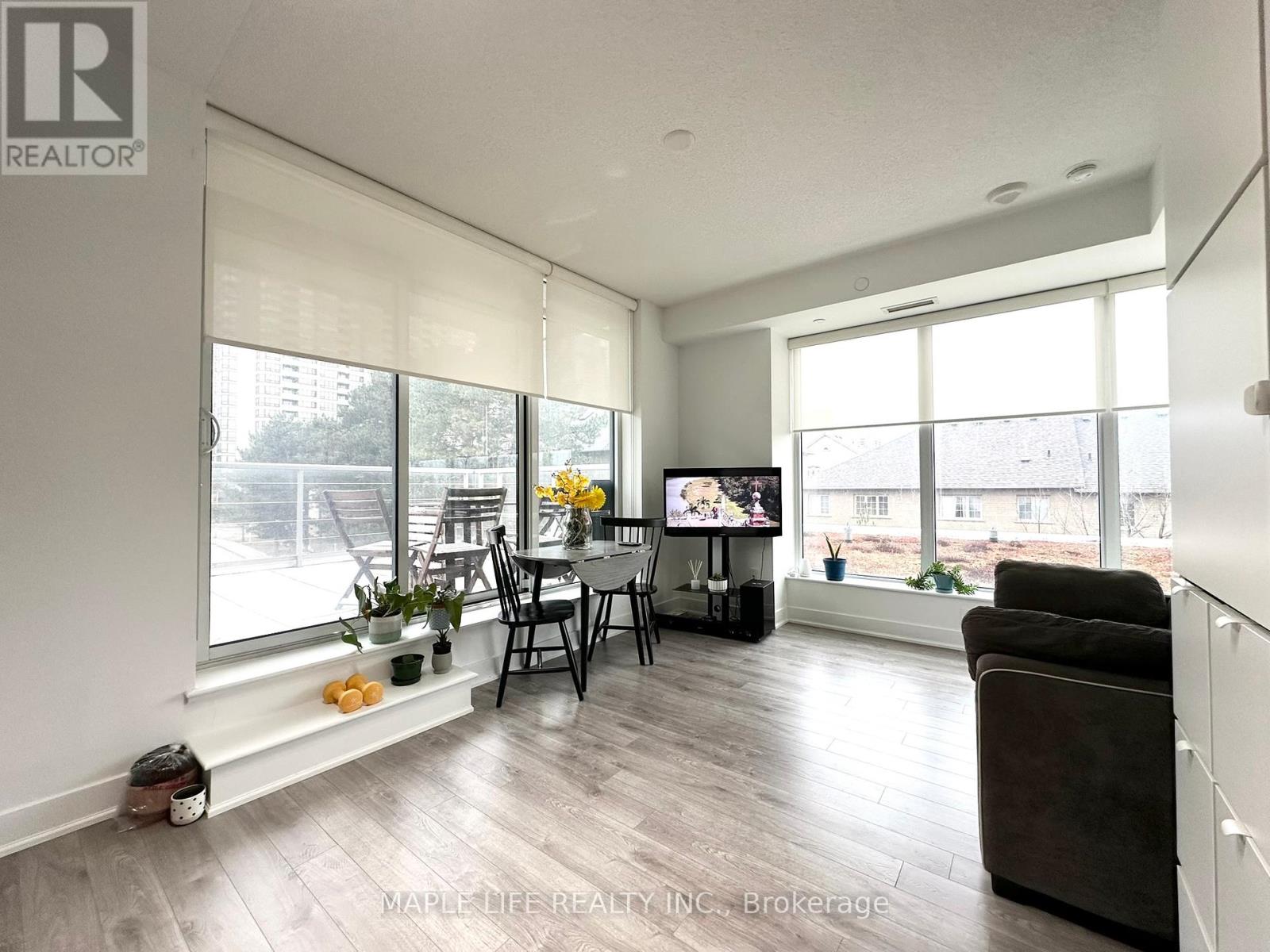 Photo 11 of 312 88 Sheppard Avenue E, Toronto ON