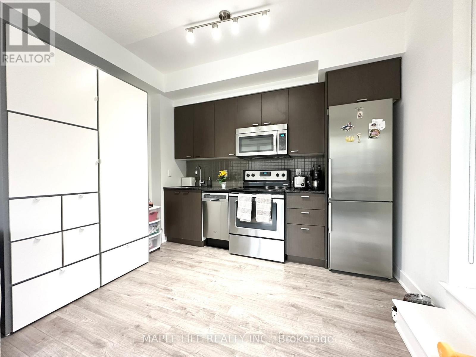 Photo 9 of 312 88 Sheppard Avenue E, Toronto ON