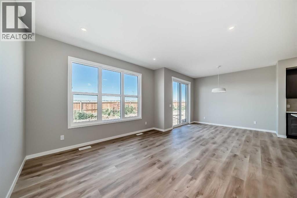 Photo 7 of 79 Bartlett Crescent Se, Calgary AB