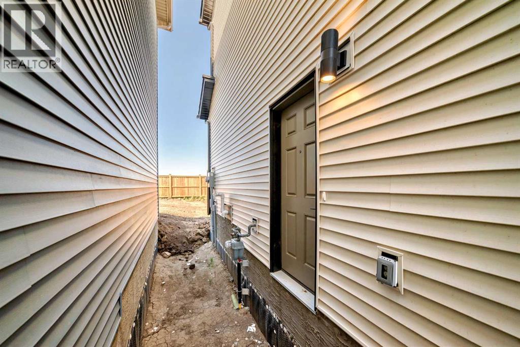 Photo 36 of 79 Bartlett Crescent Se, Calgary AB