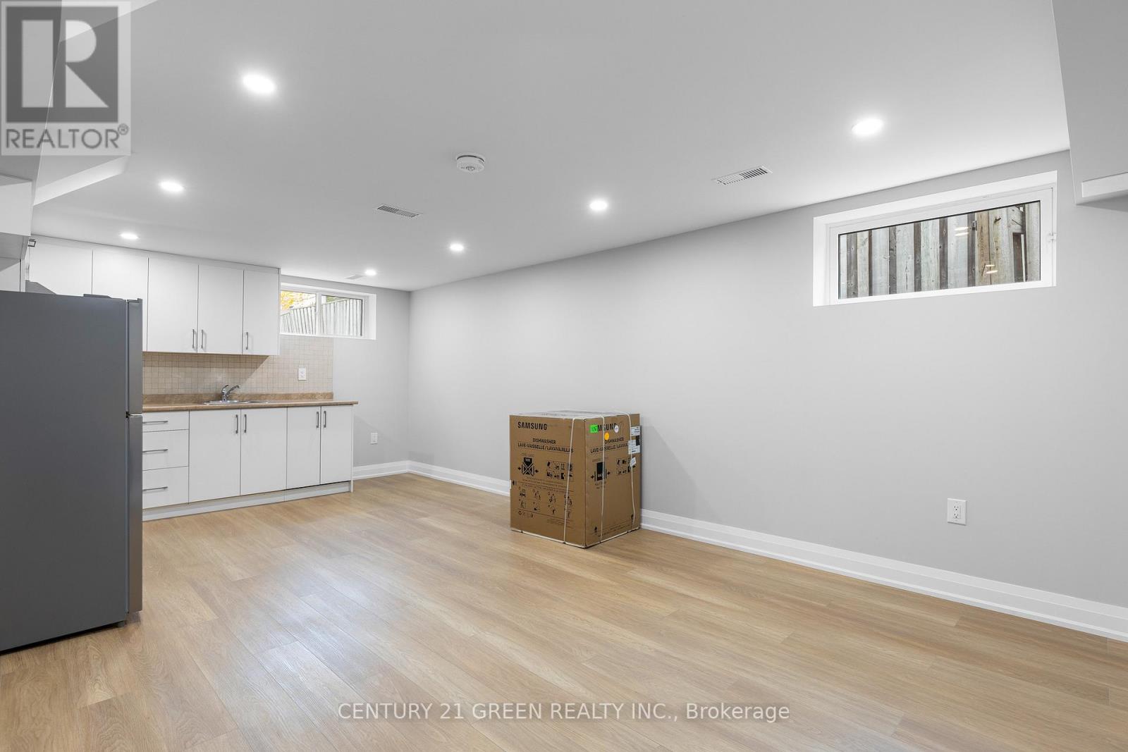 Photo 32 of 32 Brookridge Drive, Toronto ON