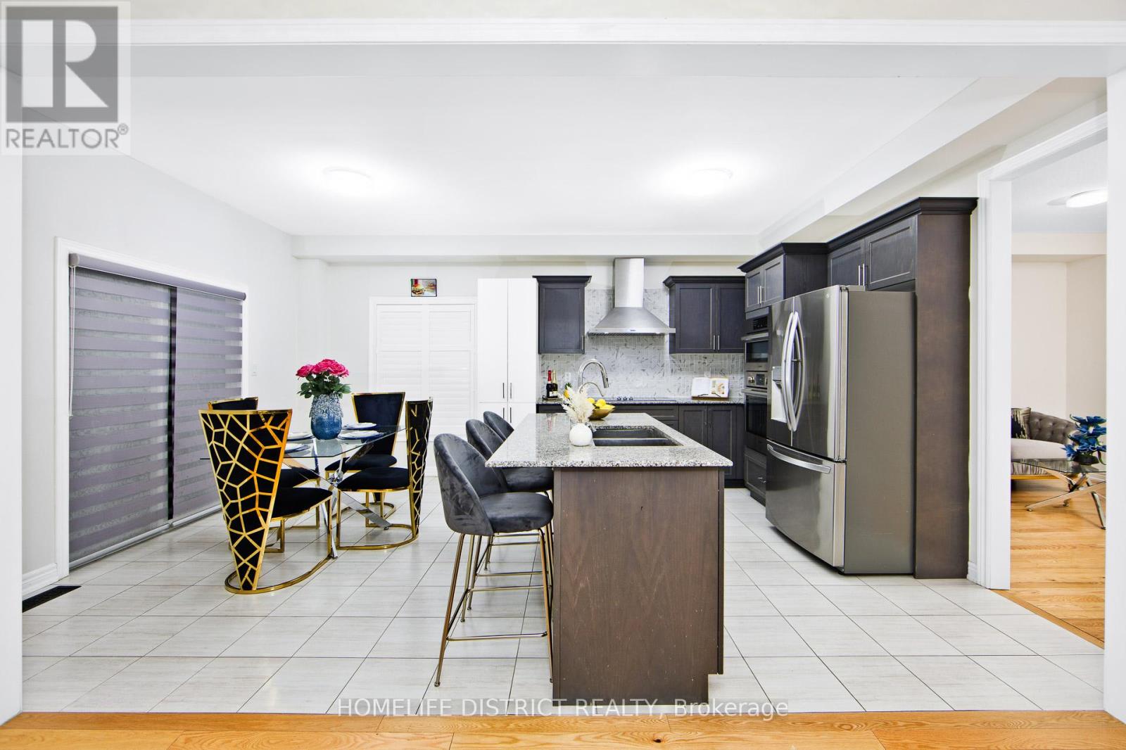 Photo 15 of 22 Tait Crescent, Clarington ON