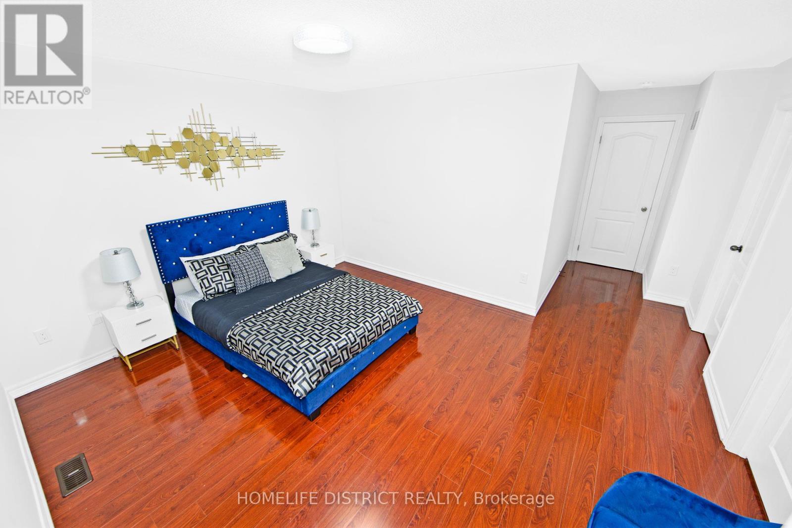 Photo 21 of 22 Tait Crescent, Clarington ON
