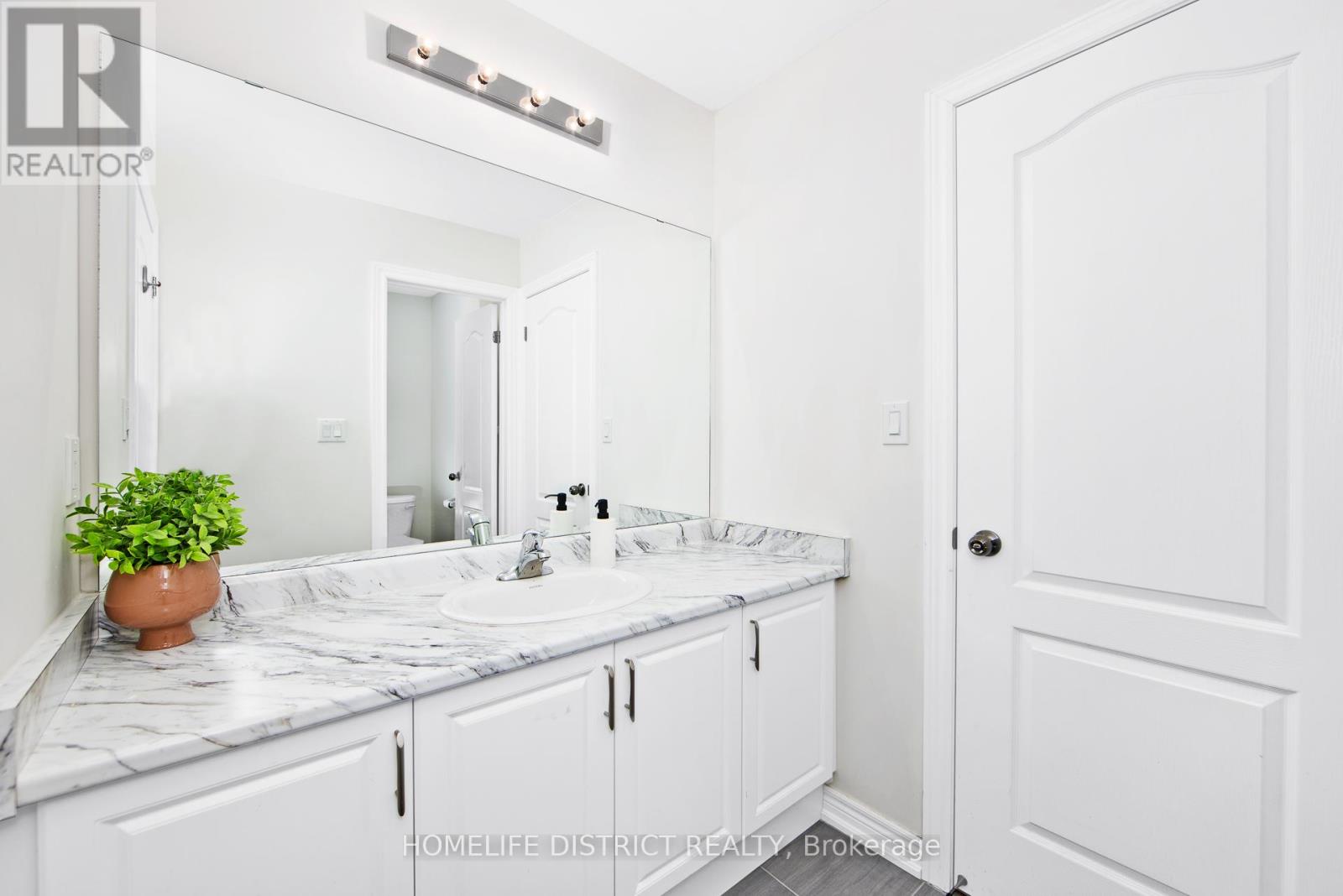 Photo 26 of 22 Tait Crescent, Clarington ON
