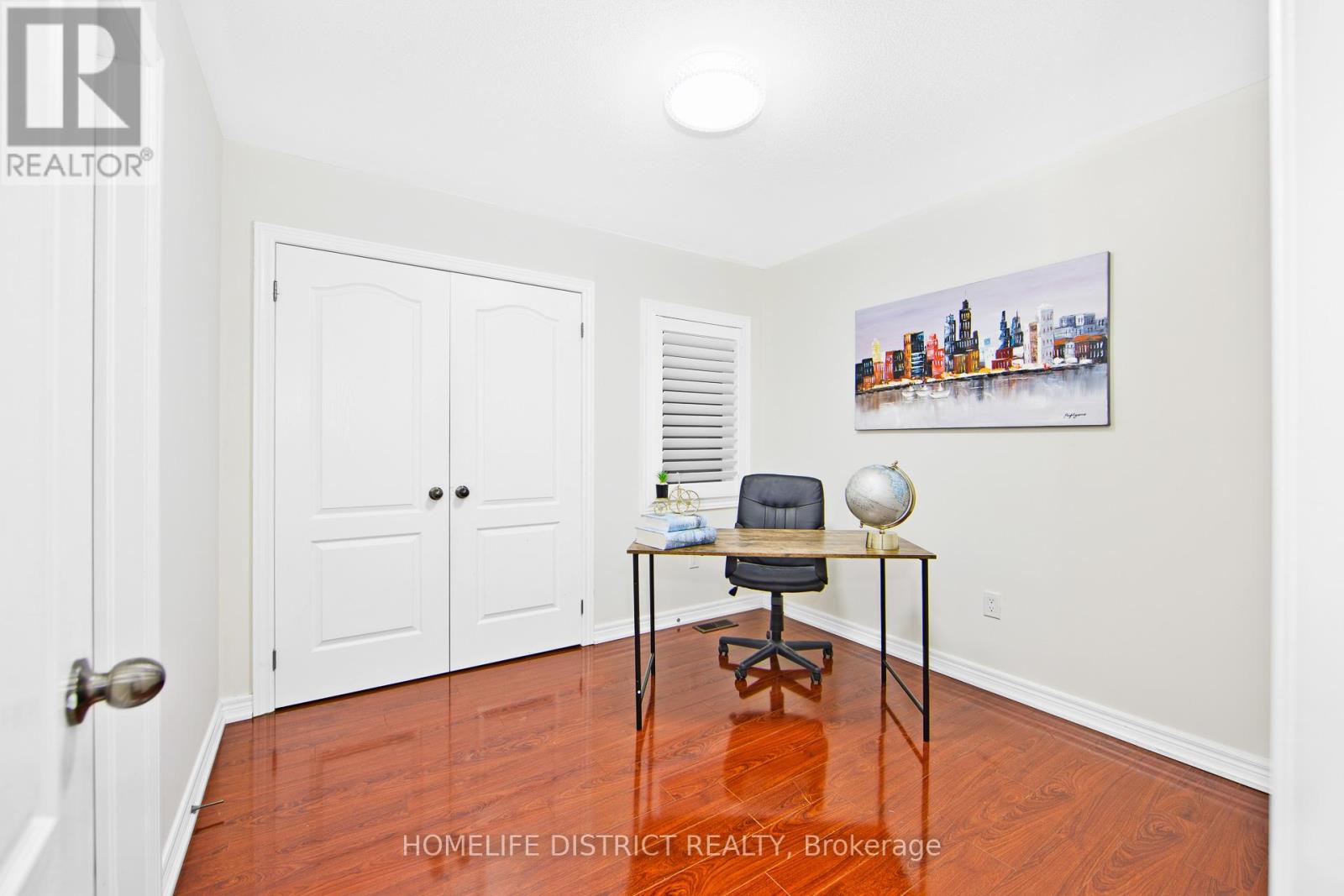 Photo 27 of 22 Tait Crescent, Clarington ON