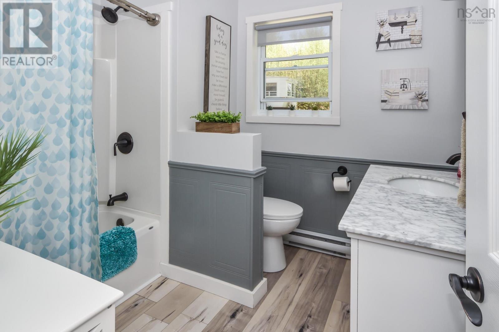 Single Family House Bungalow for Sale in  High Landing Road Parkdale 