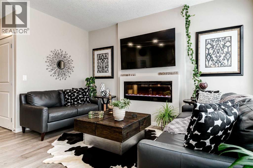 Photo 14 of 213 Nolanhurst Way Nw, Calgary AB