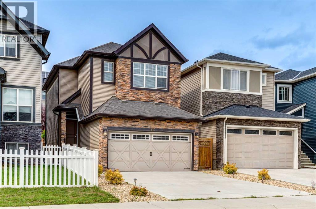 Photo 2 of 213 Nolanhurst Way Nw, Calgary AB