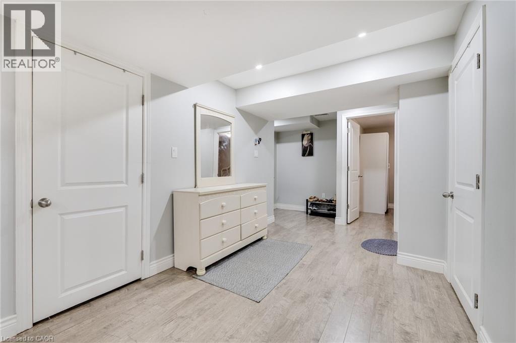 Photo 39 of 940 Philbrook Drive, Milton ON