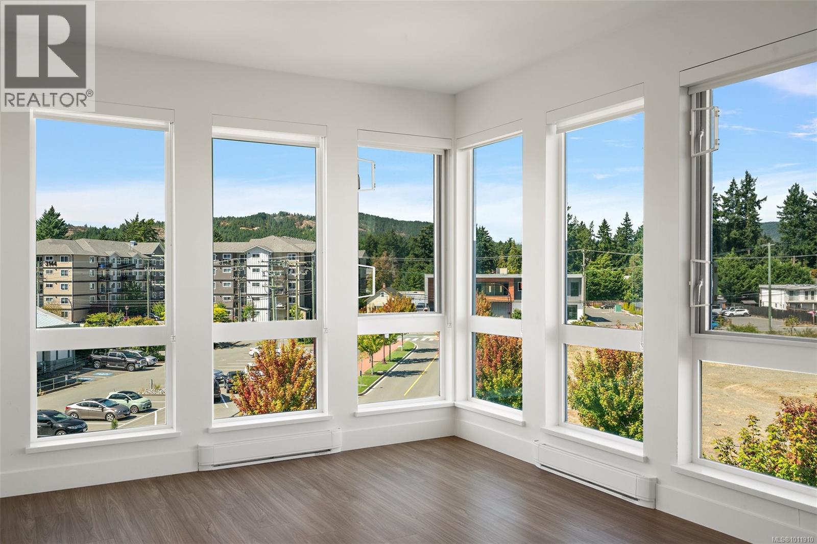 Photo 9 of 418 960 Reunion Ave, Langford BC