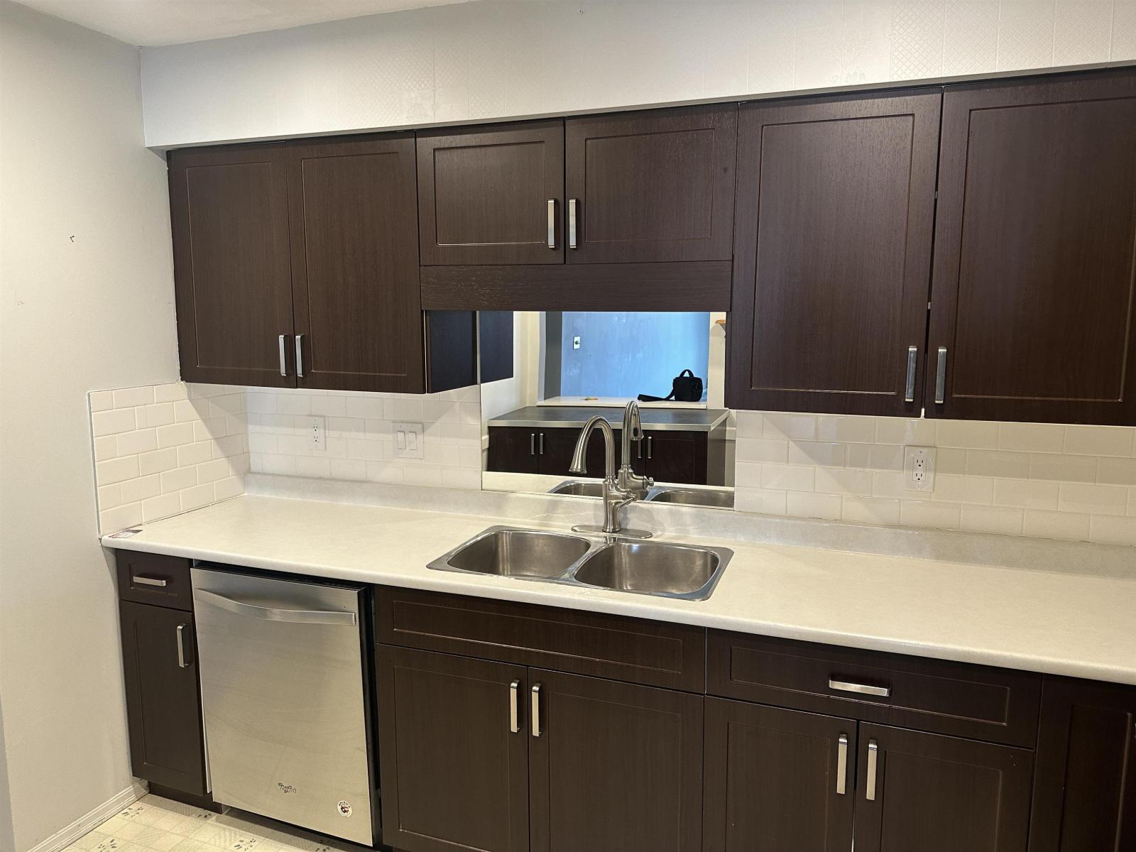 Photo 10 of 208 8725 Elm Drive Chilliwack Proper South, Chilliwack BC