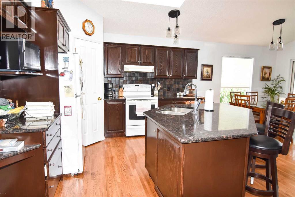 Photo 9 of 62 Parklane Drive, Strathmore AB