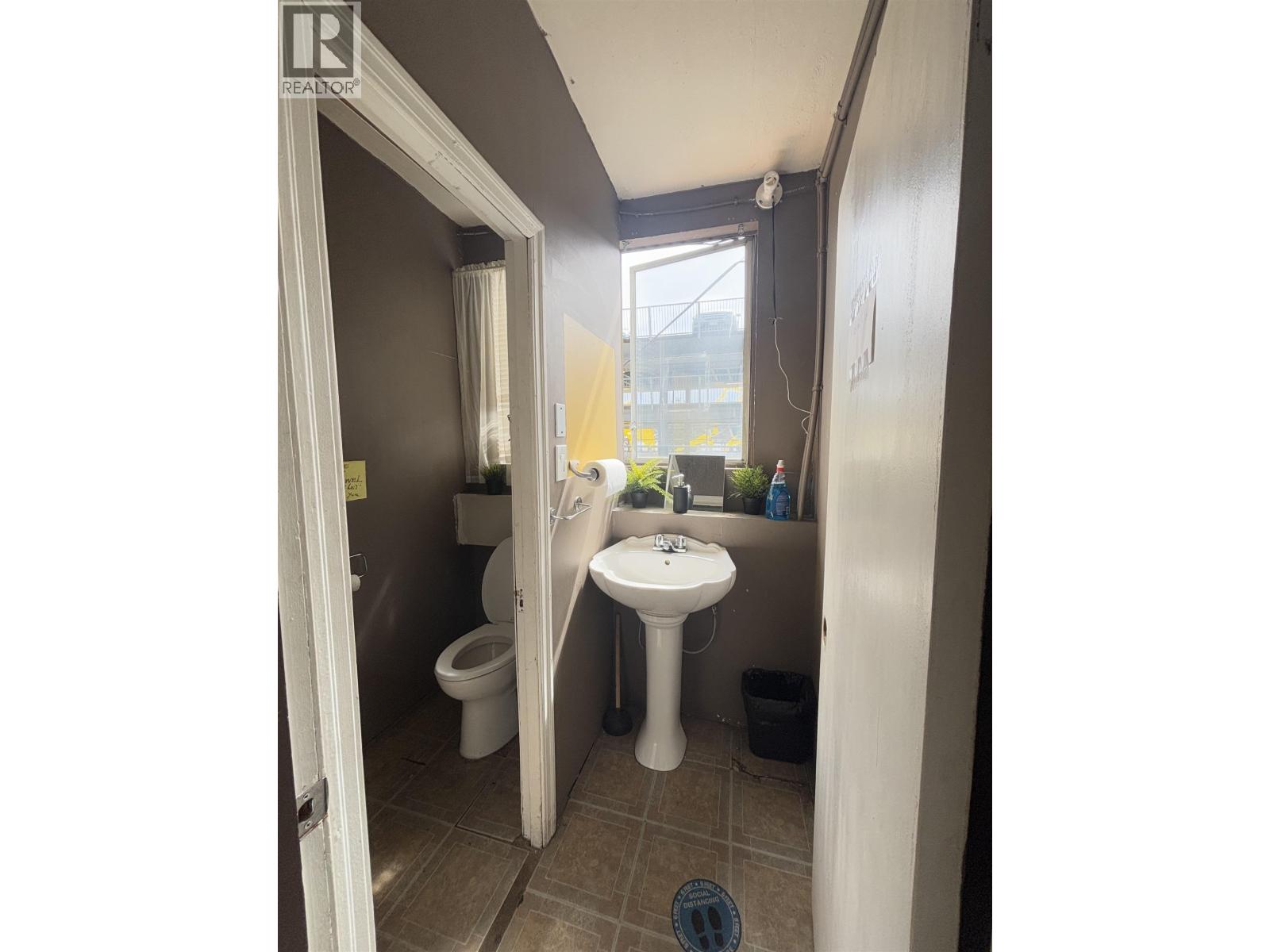Photo 13 of 416 Columbia Street, New Westminster BC