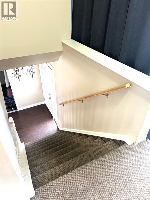 Single Family House for Sale in  SADDLEBACK Way NE Saddle Ridge Calgary 