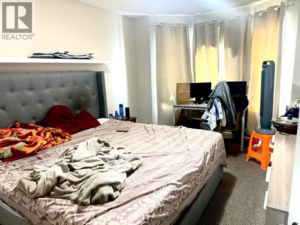Single Family House for Sale in  SADDLEBACK Way NE Saddle Ridge Calgary 