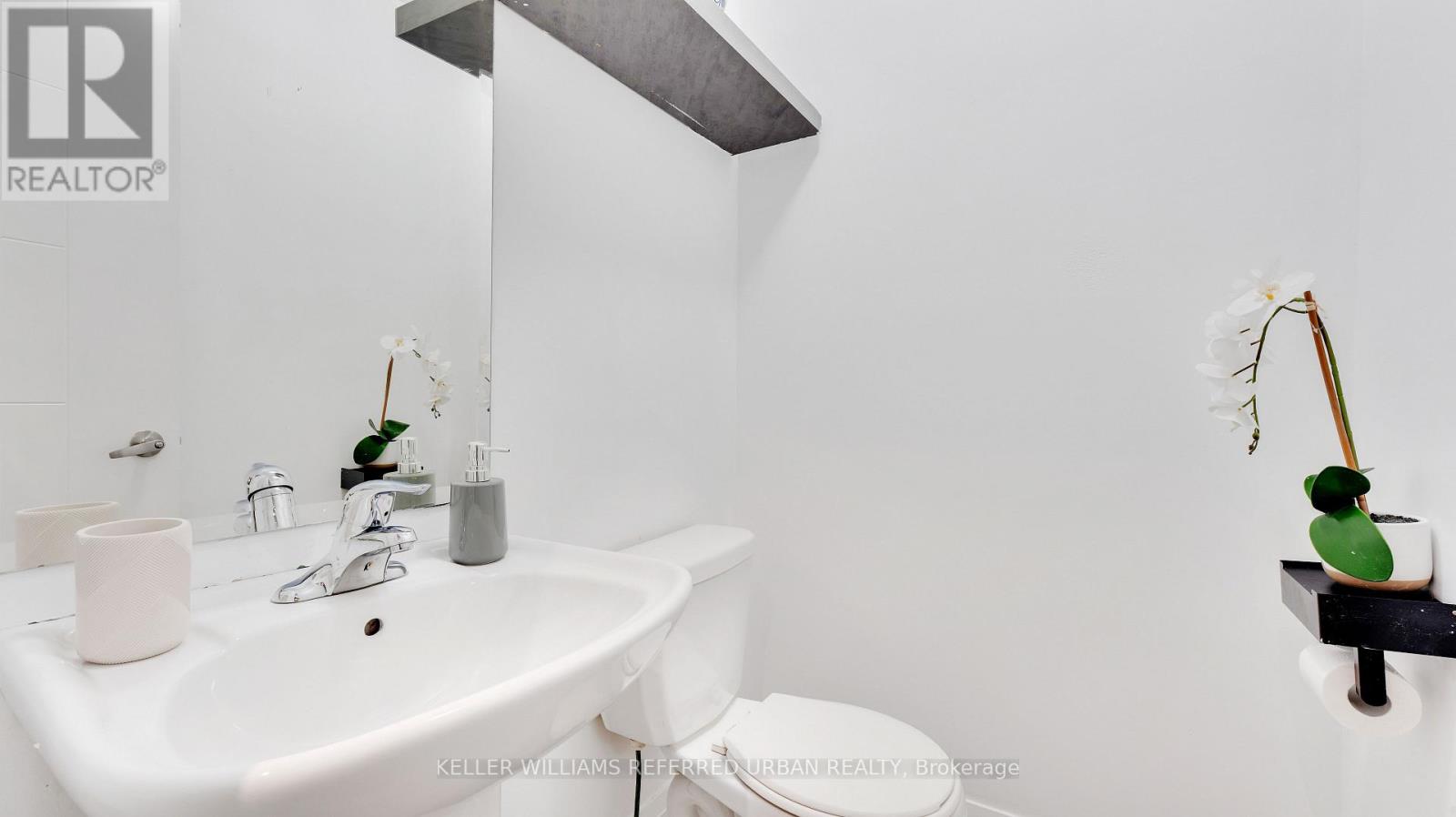 Photo 16 of 50 Jerseyville Way, Whitby ON