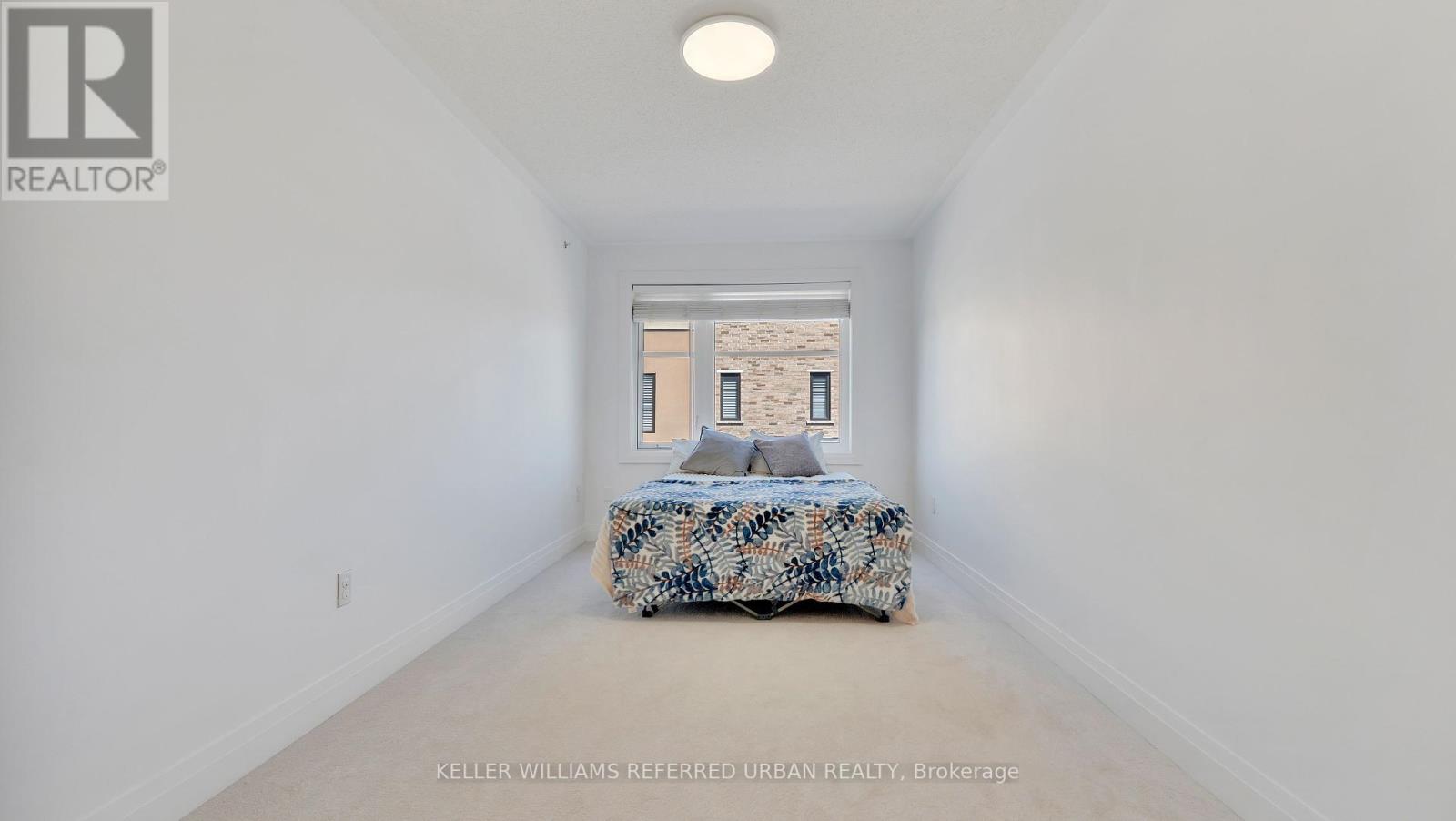Photo 8 of 50 Jerseyville Way, Whitby ON