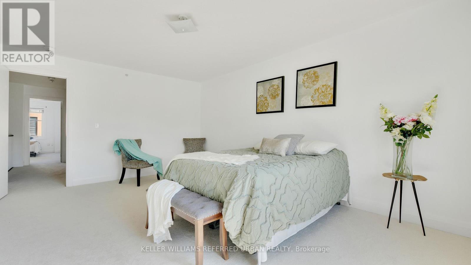 Photo 30 of 50 Jerseyville Way, Whitby ON