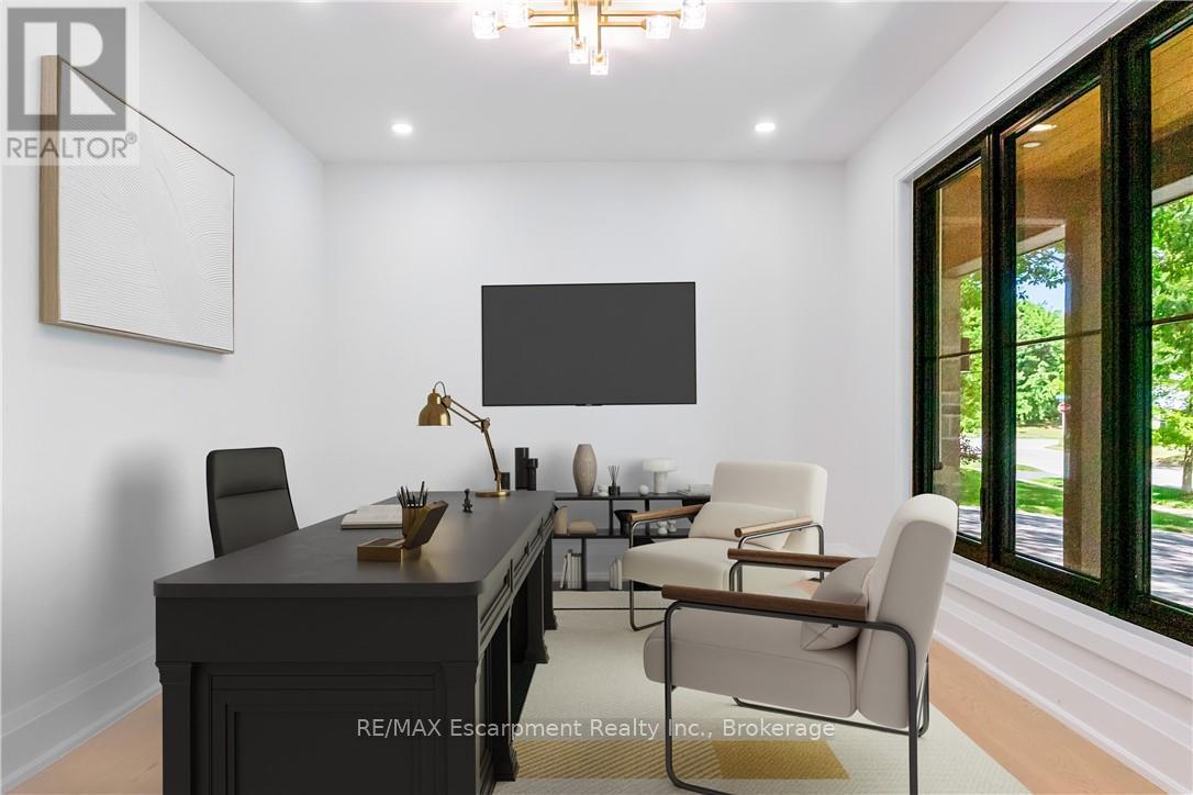 Photo 11 of 319 Beechfield Road, Oakville ON