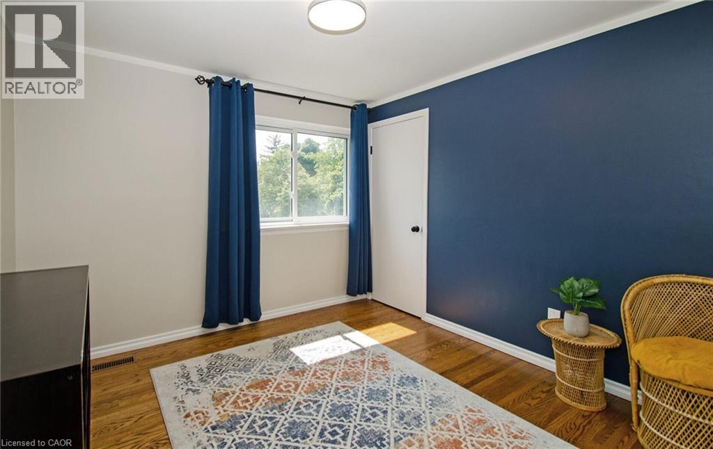 Photo 23 of 164 Mcmurchy Avenue S, Brampton ON