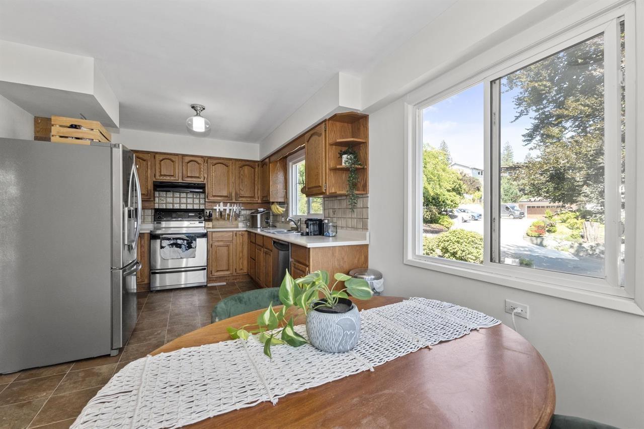 Photo 6 of 10005 Kenswood Drive Little Mountain, Chilliwack BC