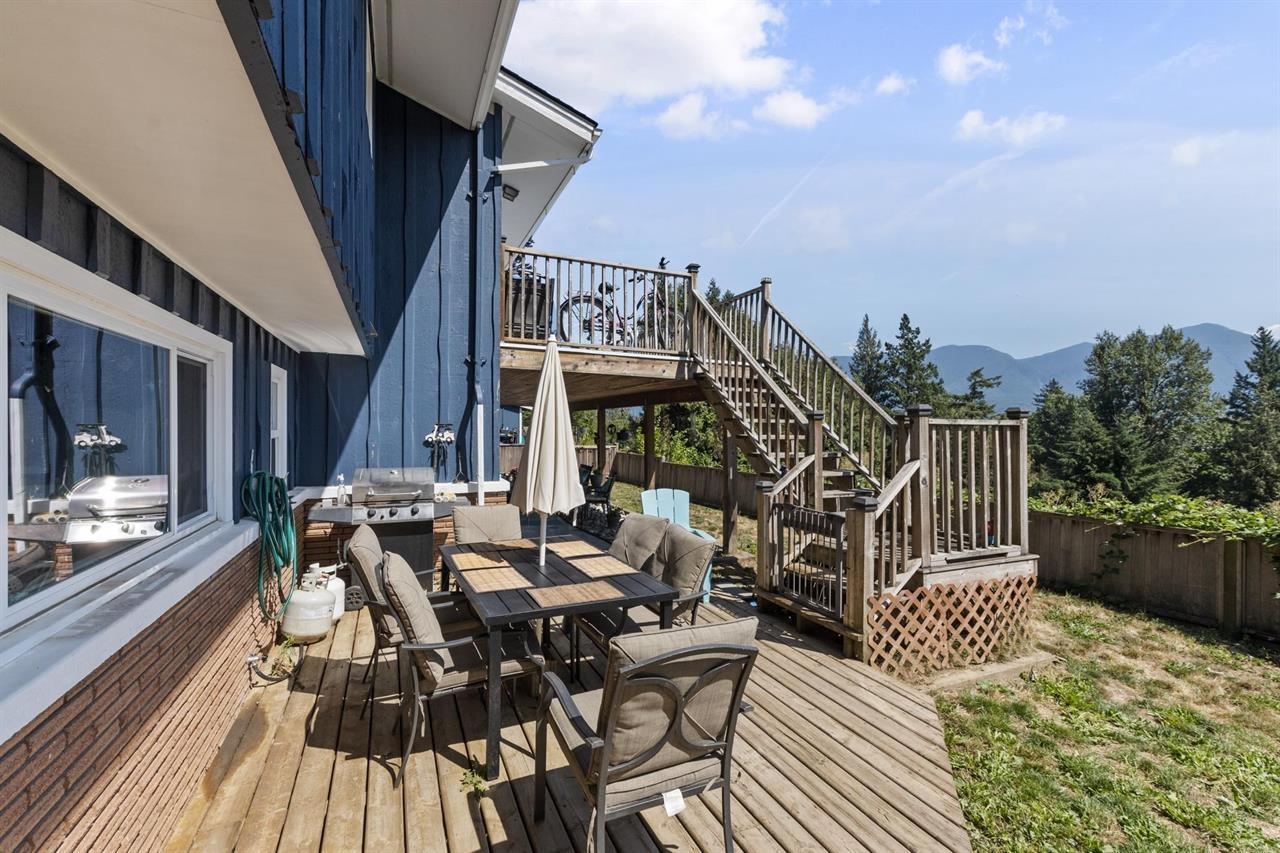 Photo 5 of 10005 Kenswood Drive Little Mountain, Chilliwack BC