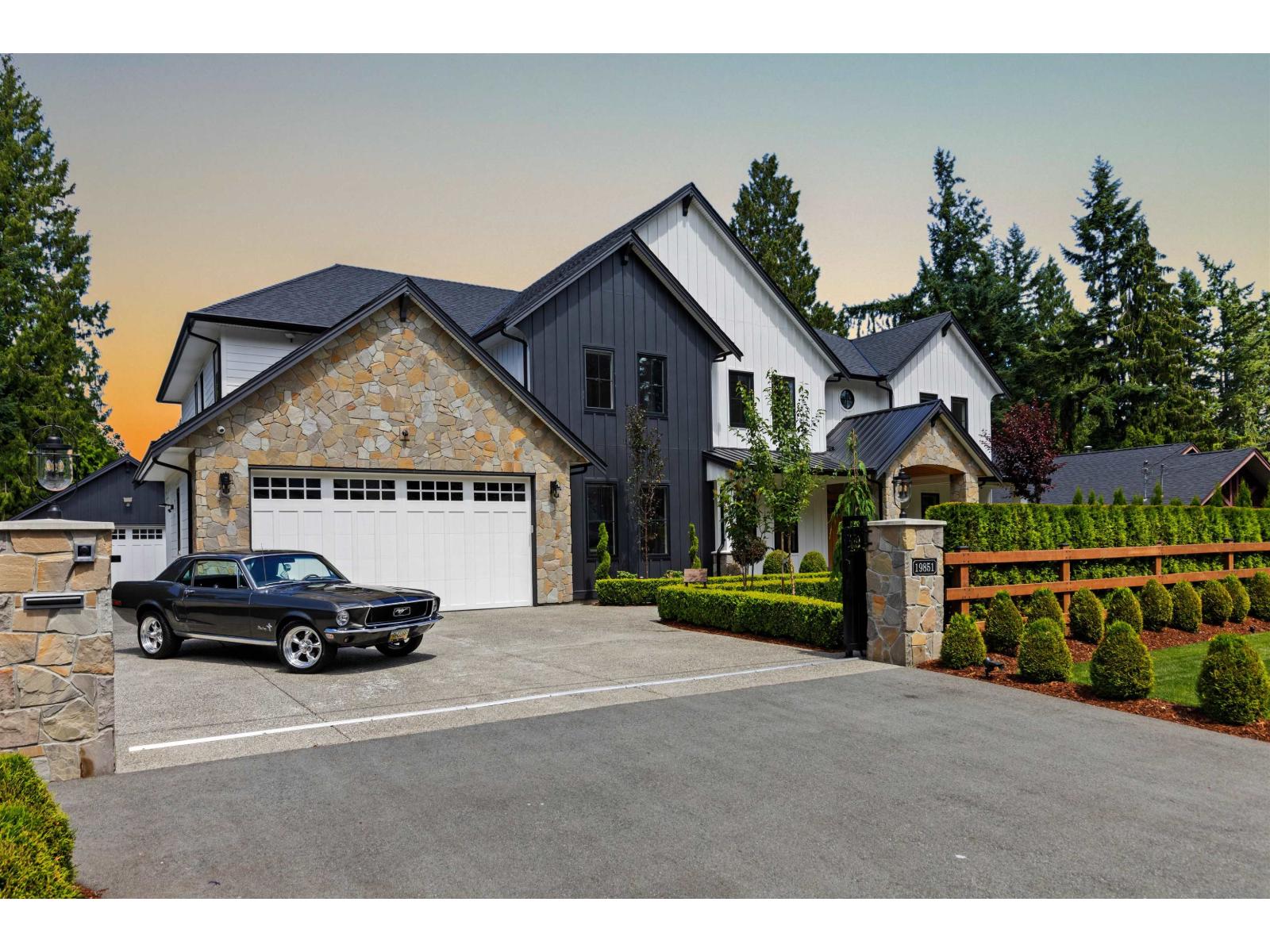 Photo 1 of 19851 37 Avenue, Langley BC