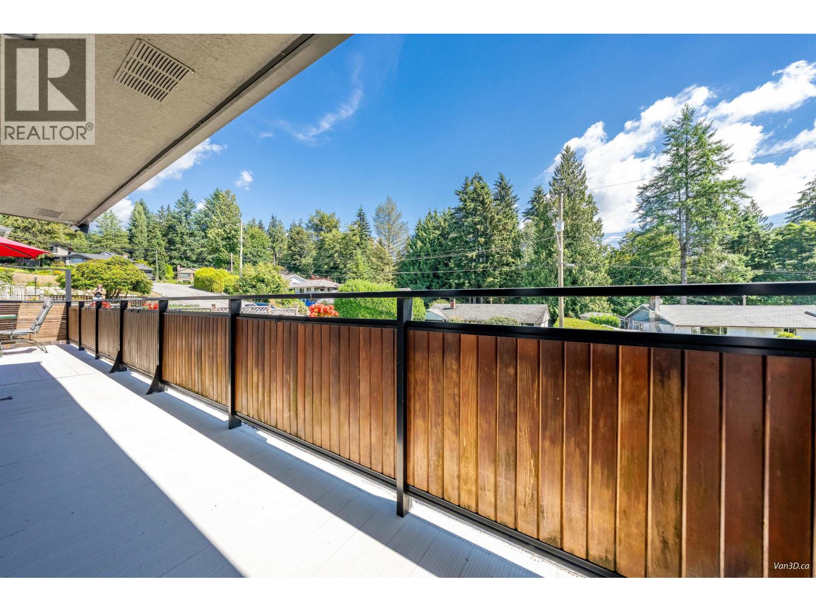 Photo 19 of 949 Hartford Place, North Vancouver BC