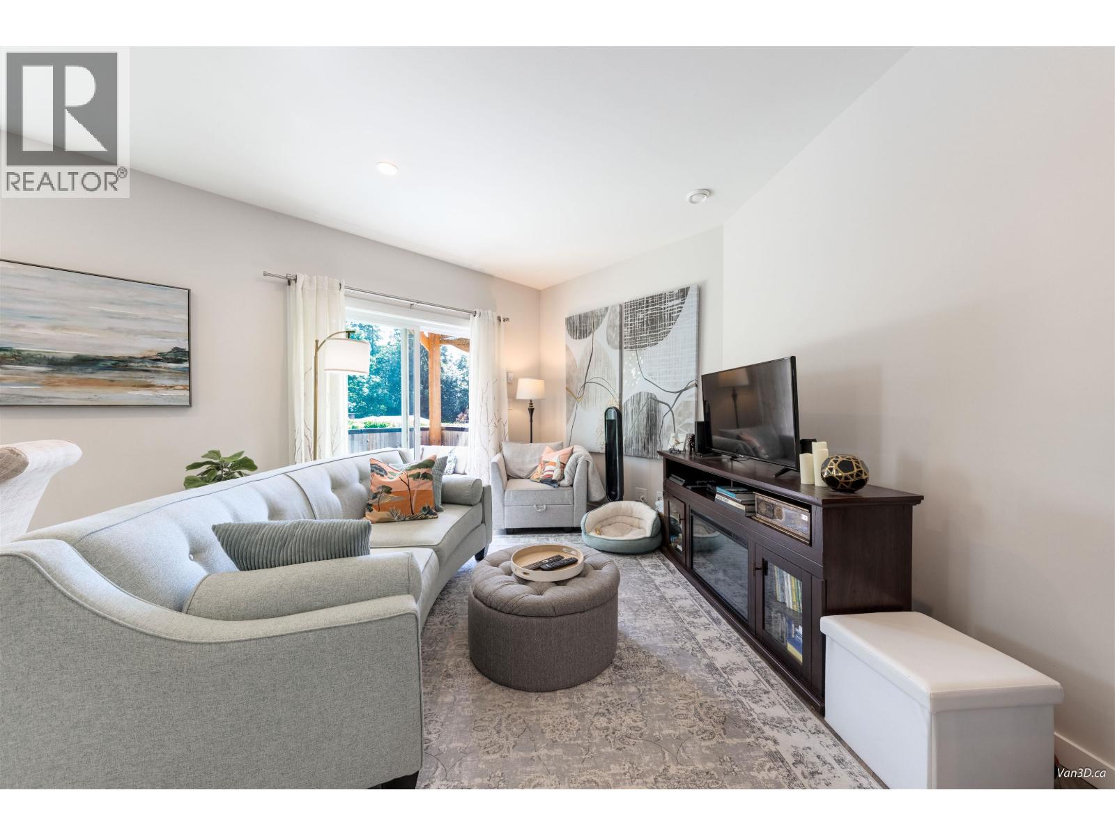 Photo 23 of 949 Hartford Place, North Vancouver BC