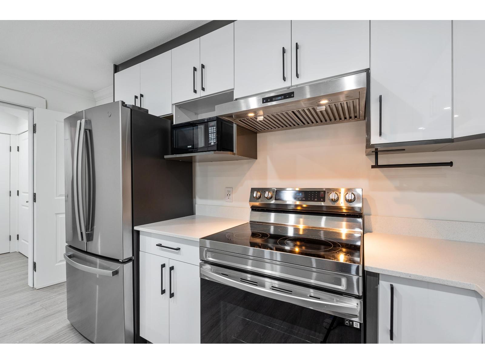 Photo 26 of 7051 196 B Street, Langley BC