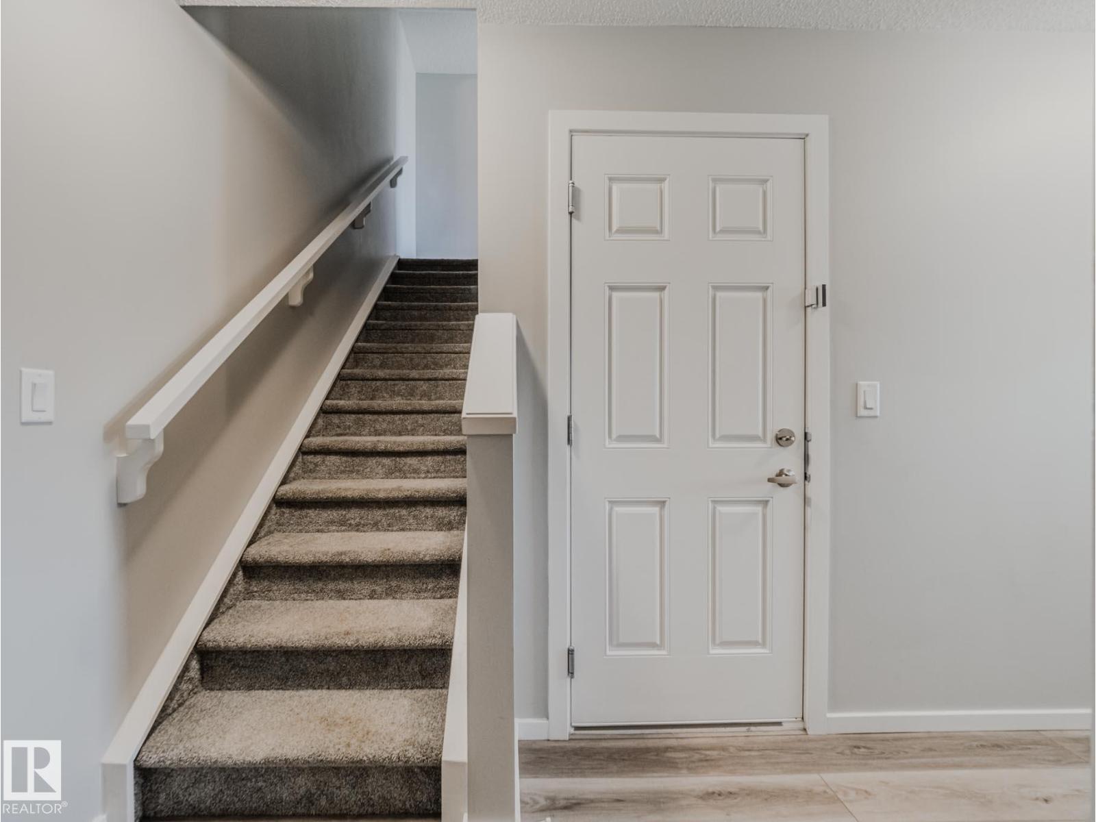 Photo 45 of 20532 21 Av Nw, Edmonton AB