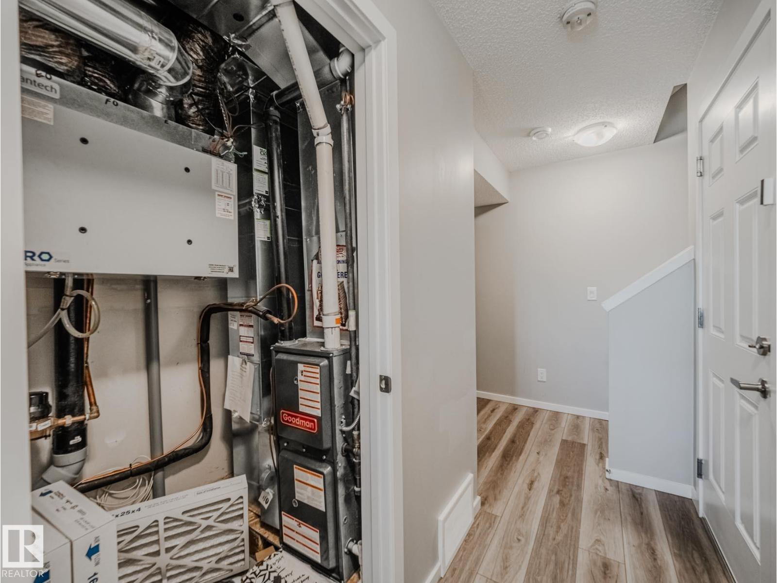 Photo 48 of 20532 21 Av Nw, Edmonton AB