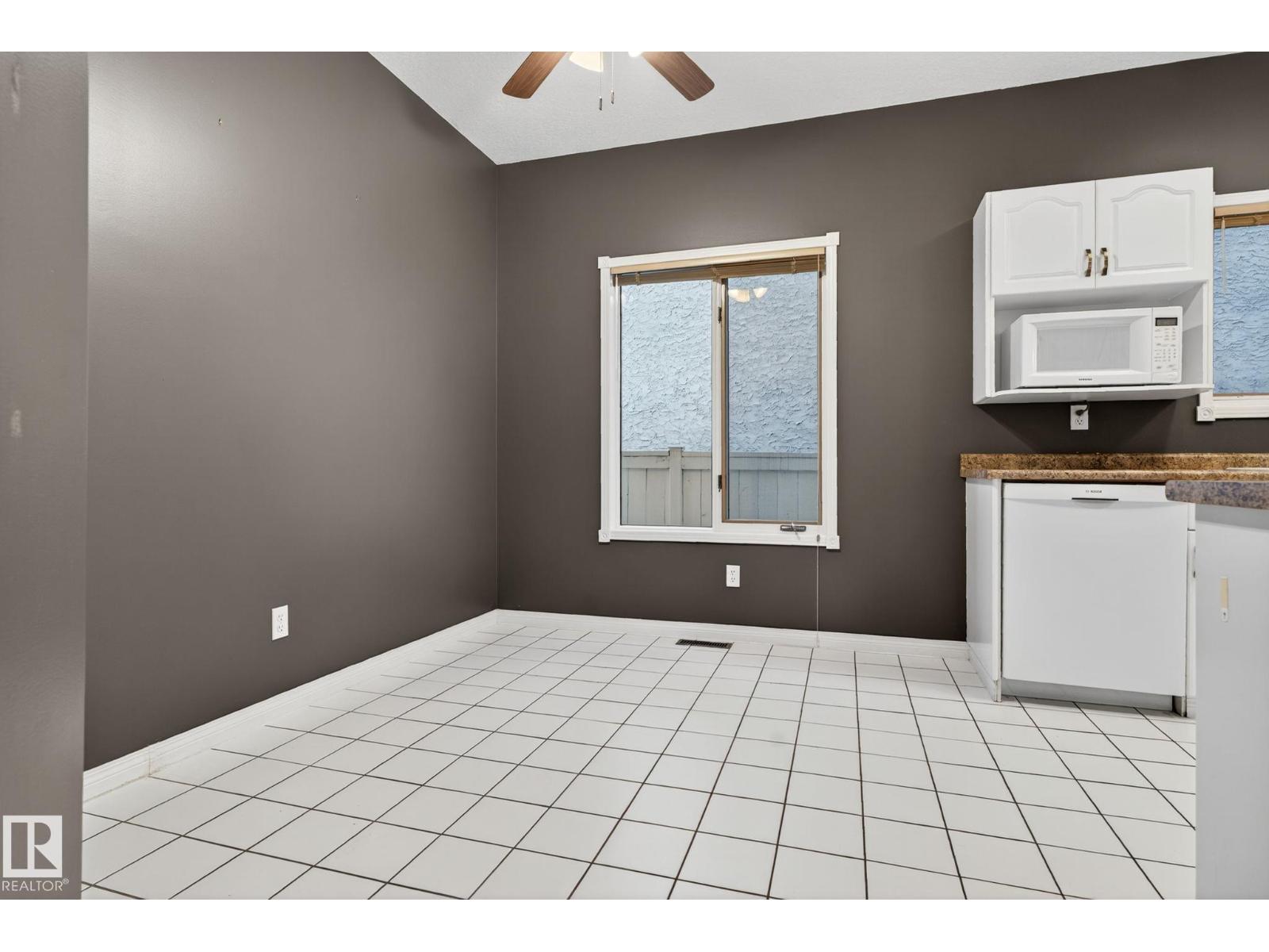 Photo 25 of 3814 108 Av Nw, Edmonton AB