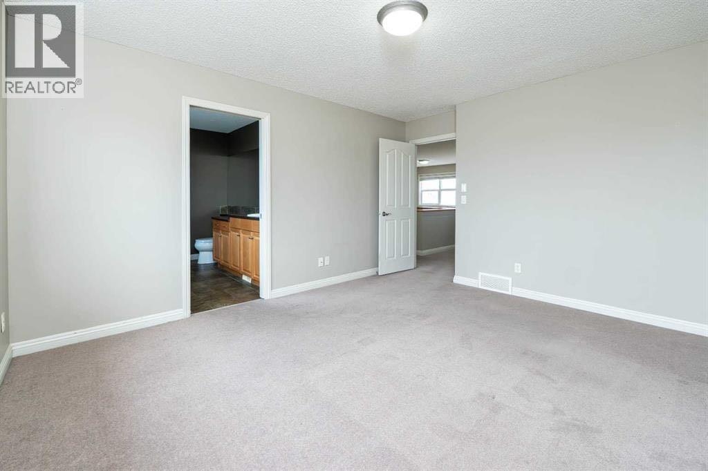Photo 20 of 311 Sagewood Landing Sw, Airdrie AB
