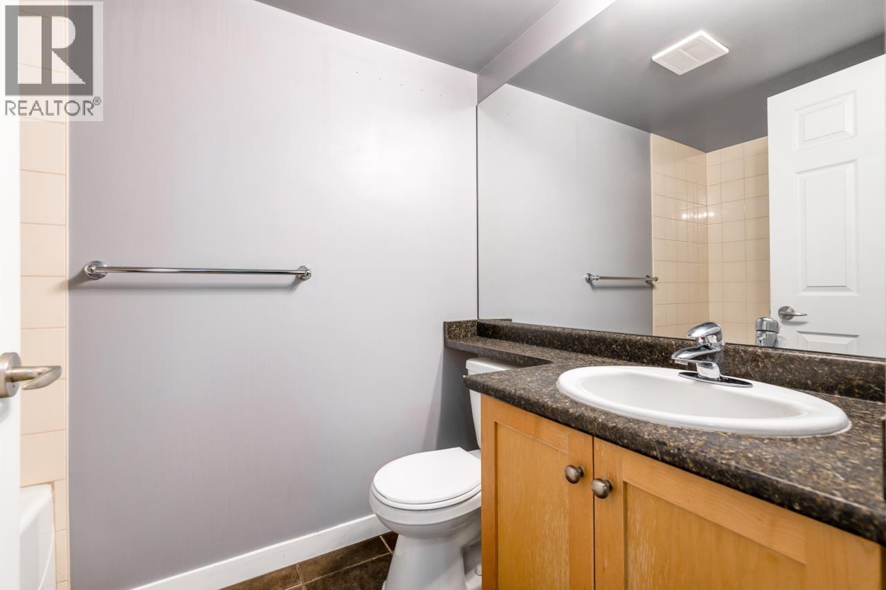 Photo 14 of 3413 240 Sherbrooke Street, New Westminster BC