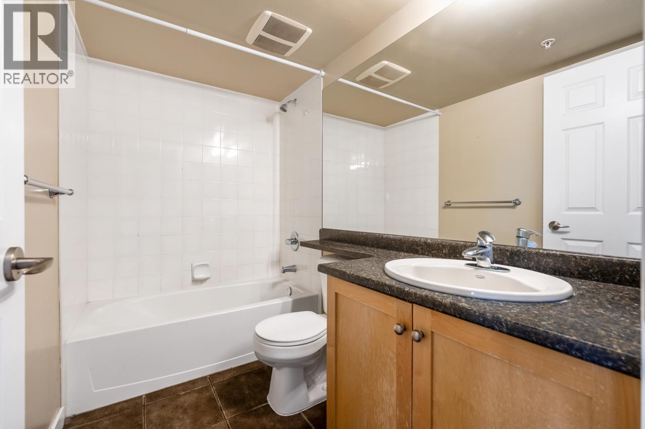 Photo 13 of 3413 240 Sherbrooke Street, New Westminster BC