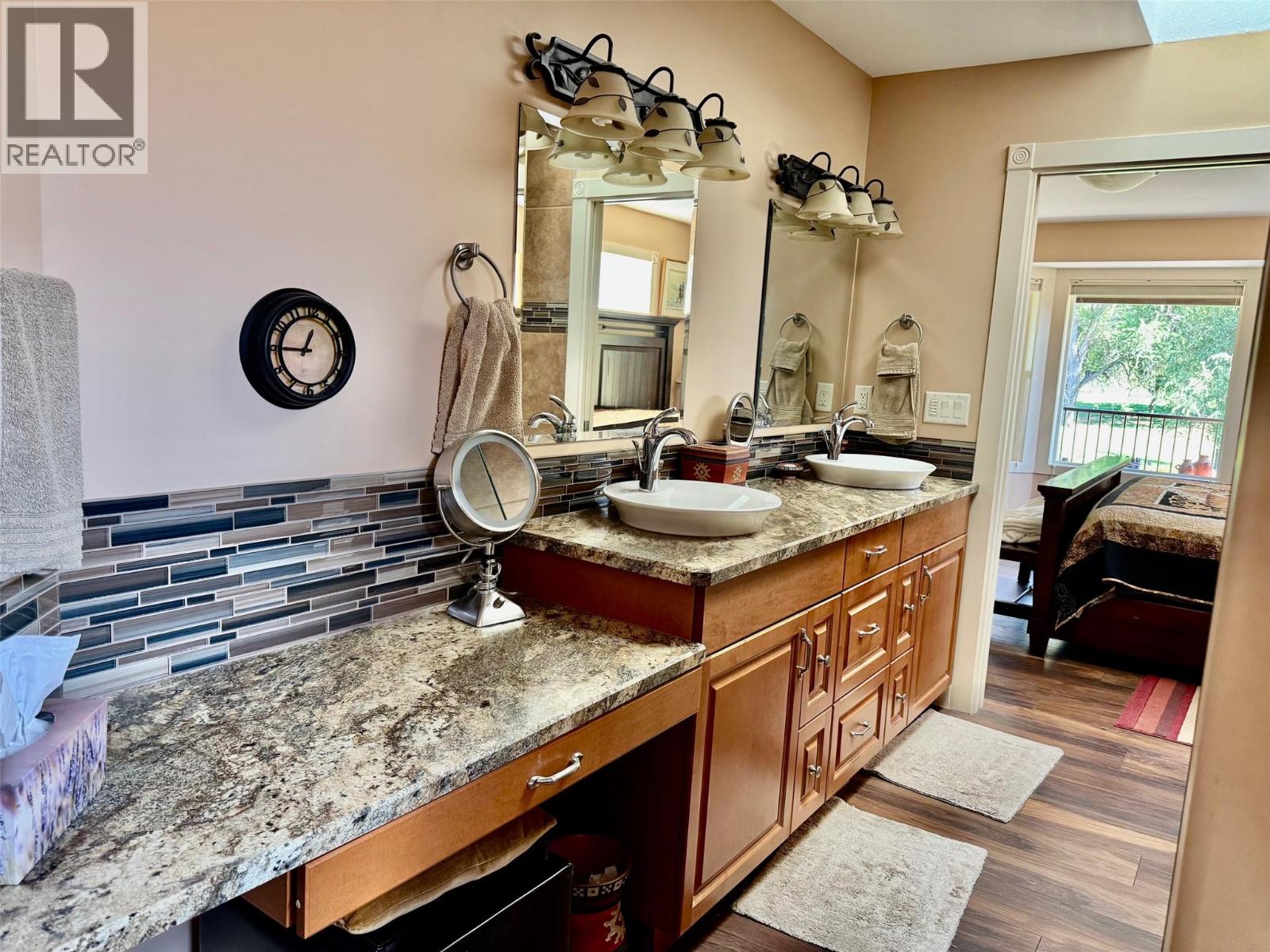  4147 4th Street, Vernon
