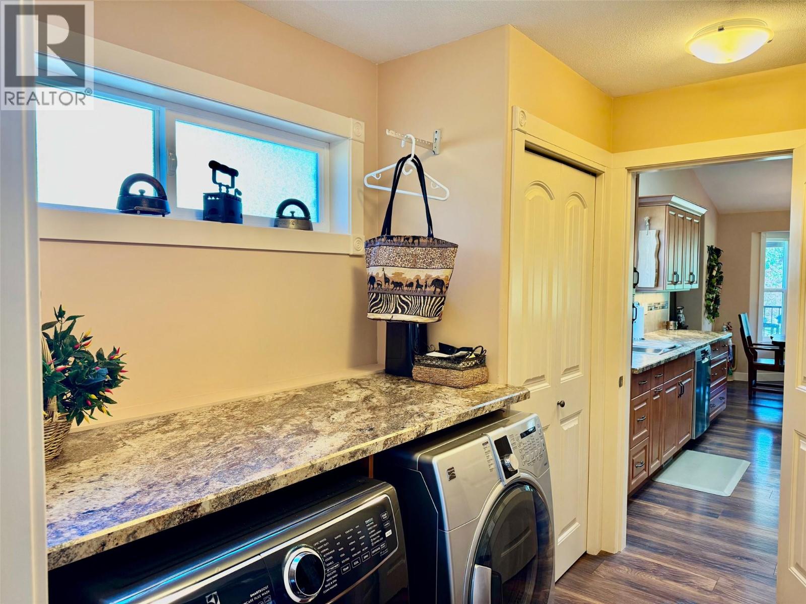  4147 4th Street, Vernon