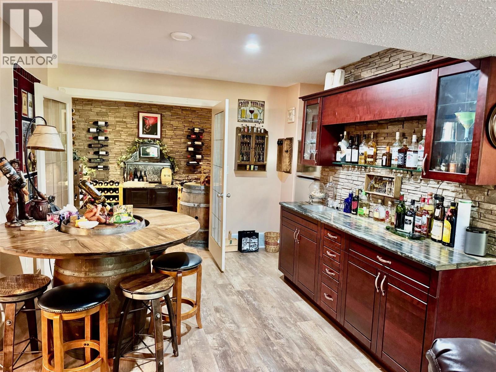  4147 4th Street, Vernon